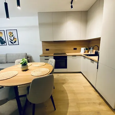 Lägenhet Lesna Sonata Z Tarasem I Ogrodkiem